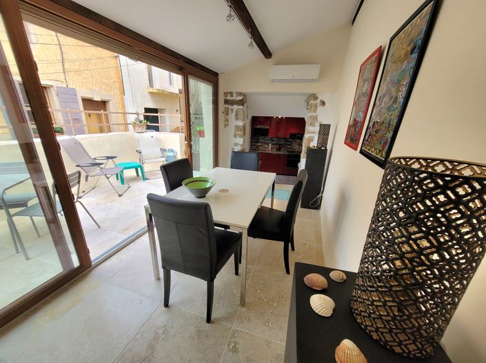 Image No.5-2 Bed House for sale