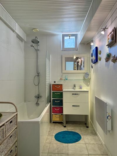 Image No.18-3 Bed House for sale