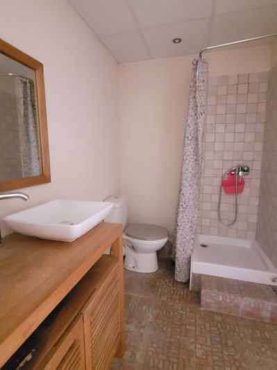 Image No.11-3 Bed House for sale