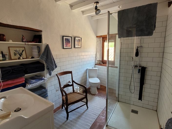 Image No.11-2 Bed House for sale