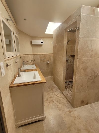Image No.12-1 Bed House for sale