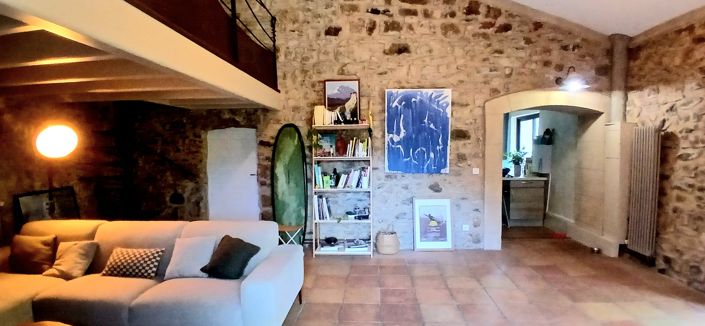 Image No.34-2 Bed Property for sale