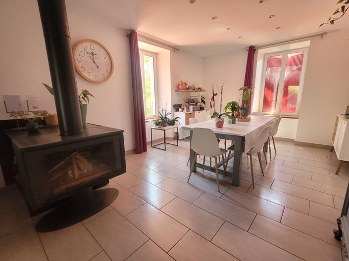 Image No.19-9 Bed House for sale