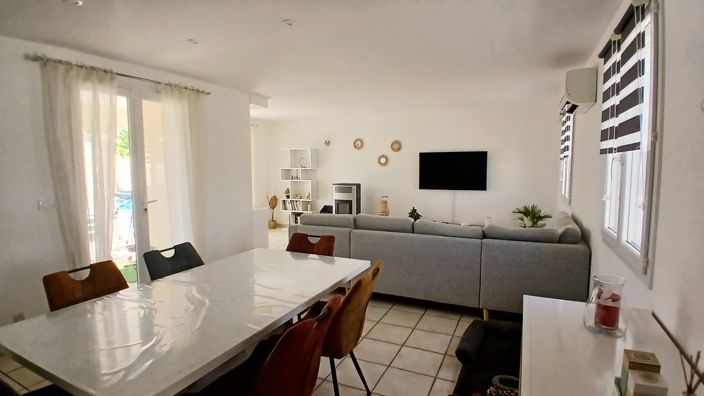Image No.13-5 Bed Property for sale