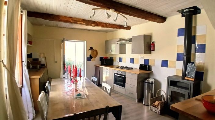 Image No.10-2 Bed House for sale
