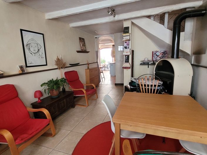 Image No.6-5 Bed House for sale