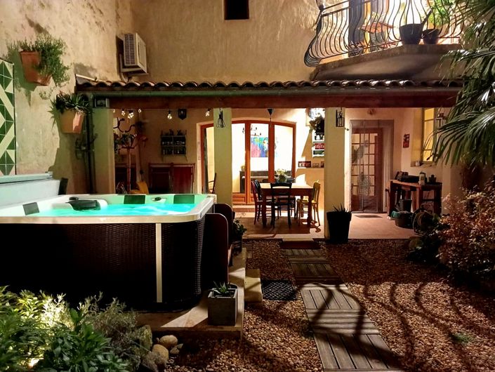 Image No.5-5 Bed House for sale