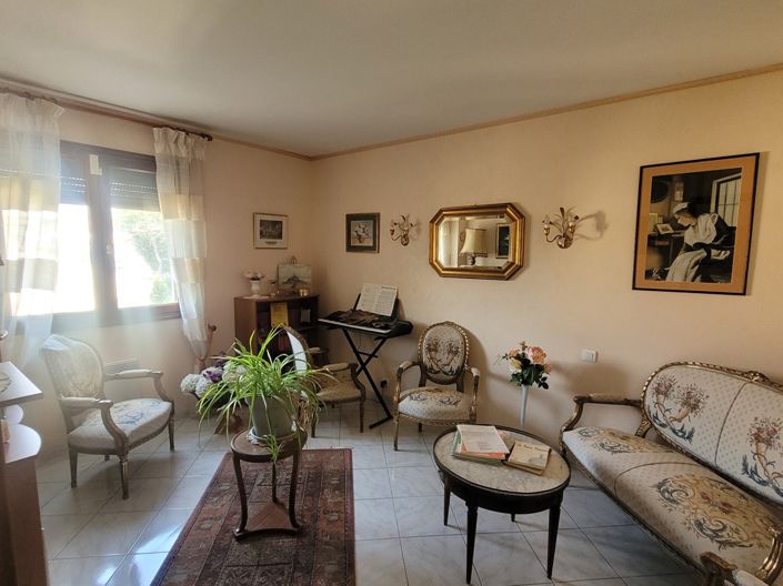 Image No.13-Propriété de 7 chambres à vendre à Mèze