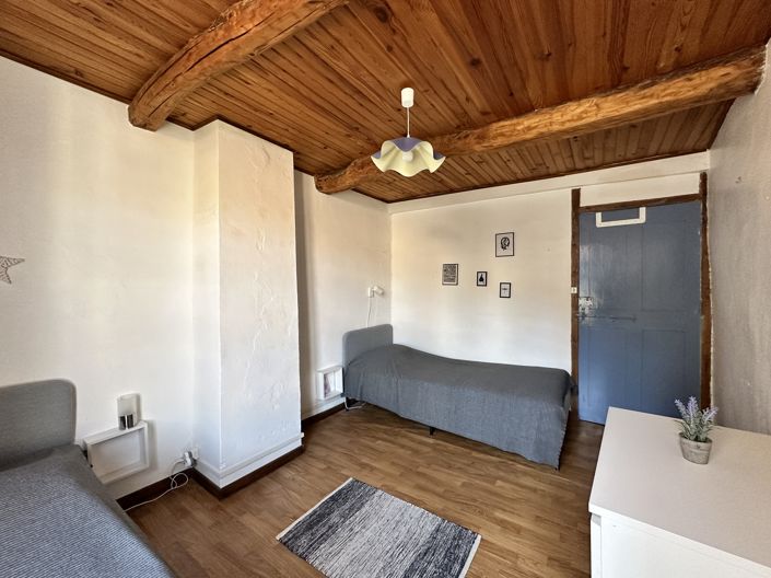 Image No.21-3 Bed House for sale