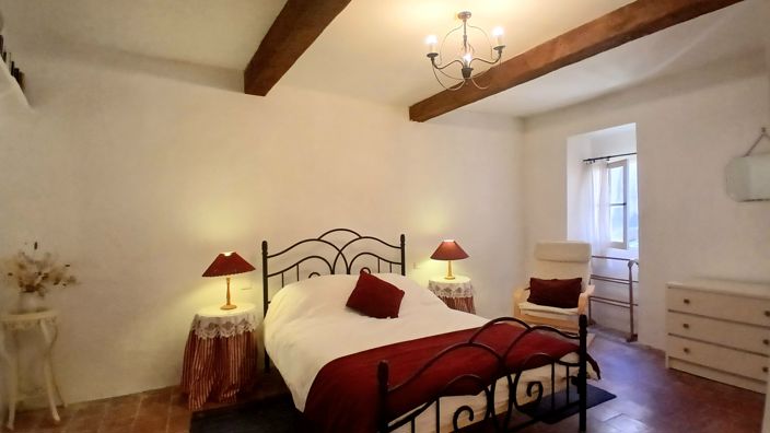 Image No.16-5 Bed House for sale