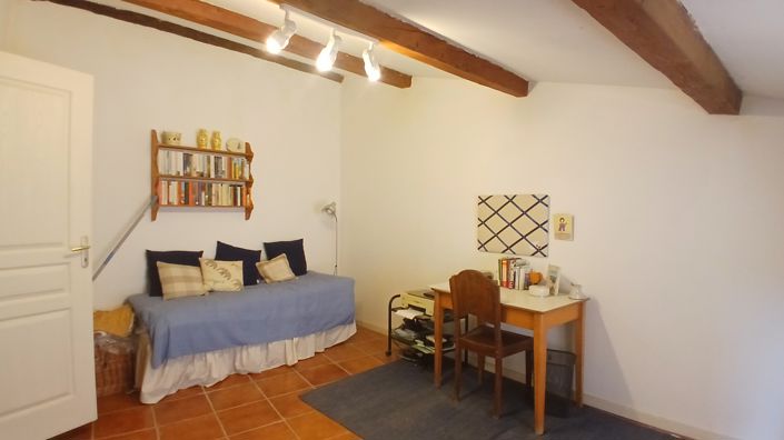 Image No.23-5 Bed House for sale