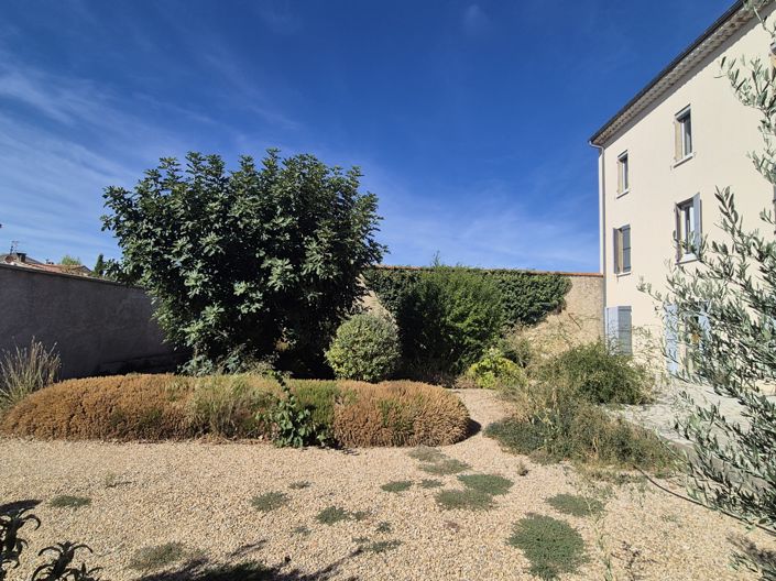 Image No.3-8 Bed House for sale