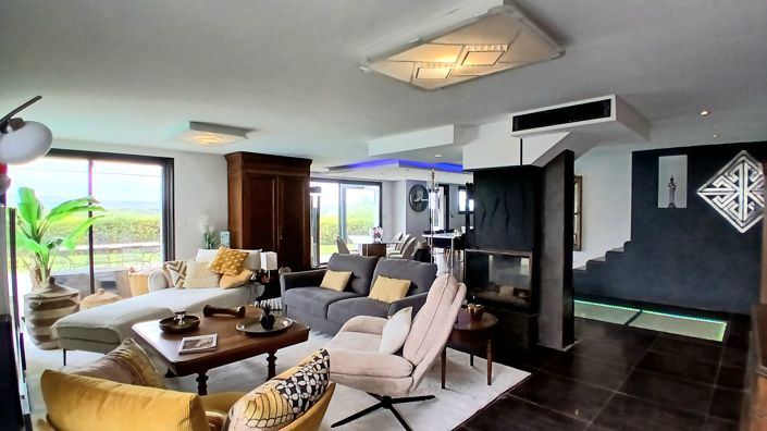Image No.13-5 Bed Property for sale
