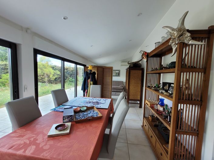 Image No.9-4 Bed Property for sale