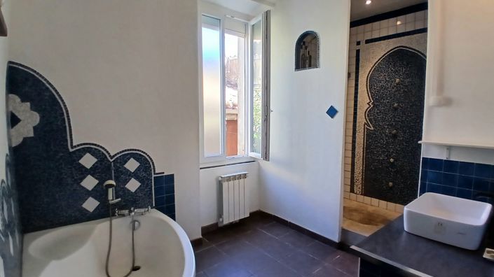Image No.15-3 Bed House for sale