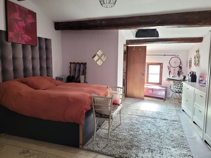Image No.11-2 Bed House for sale