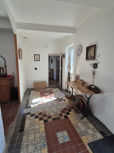 Image No.19-4 Bed Property for sale
