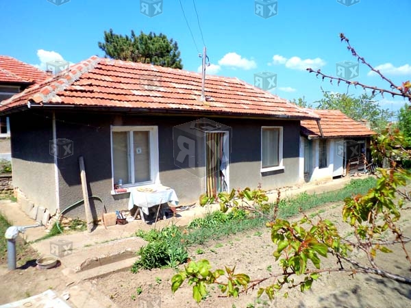Image No.1-2 Bed House for sale