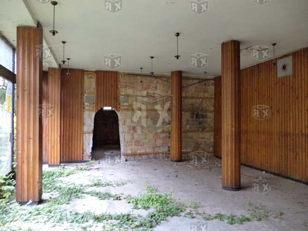 Image No.20-13 Bed Commercial for sale