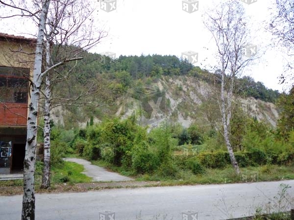 Image No.39-13 Bed Commercial for sale