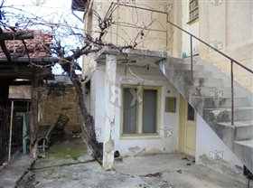 Image No.1-Maison de 2 chambres à vendre à Gostilitsa