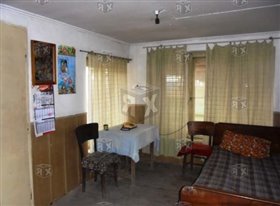 Image No.3-Maison de 2 chambres à vendre à Gostilitsa