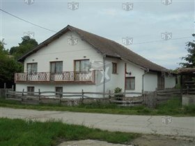 Image No.0-Maison de 6 chambres à vendre à Prestoy