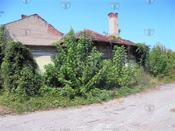 1 - Draganovo, Property