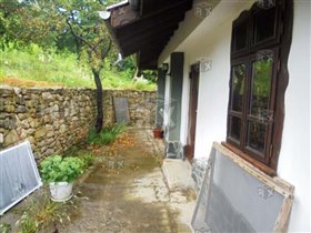 Image No.5-Maison de 4 chambres à vendre à Tryavna