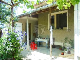 Image No.17-5 Bed House for sale