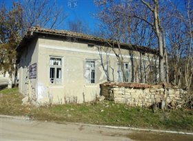 Image No.0-Maison de 3 chambres à vendre à Gorski Senovets