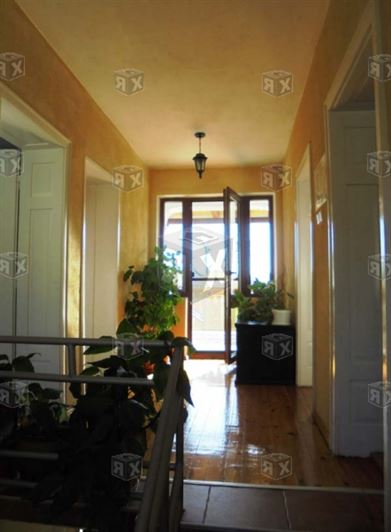 Image No.5-Maison de 9 chambres à vendre à Gostilitsa