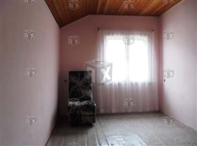 Image No.8-Maison de 3 chambres à vendre à Katrandzhii