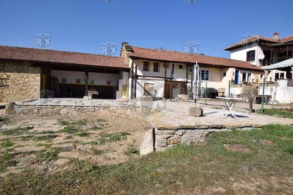 Image No.2-Maison de 4 chambres à vendre à Slaveykovo