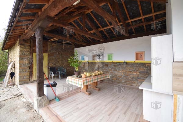 Image No.5-Maison de 4 chambres à vendre à Slaveykovo