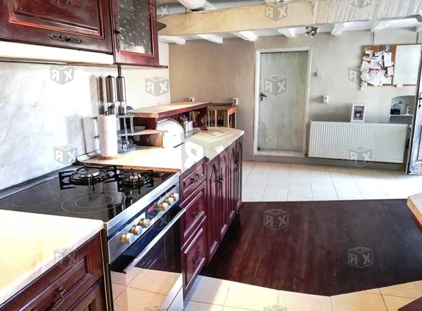 Image No.6-Maison de 5 chambres à vendre à Tserova Koriya