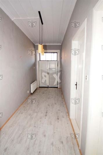 Image No.9-Maison de 5 chambres à vendre à Tserova Koriya