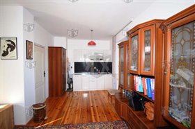 Image No.9-Maison de 3 chambres à vendre à Mirovo