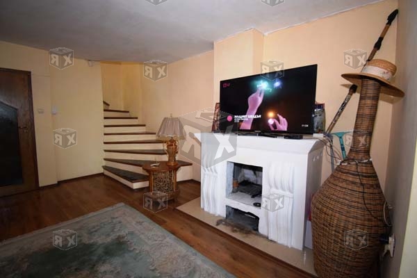 Image No.18-3 Bed House for sale