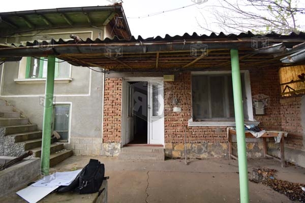 Image No.16-4 Bed House for sale