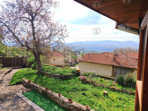 Image No.41-Maison de 4 chambres à vendre à Gostilitsa