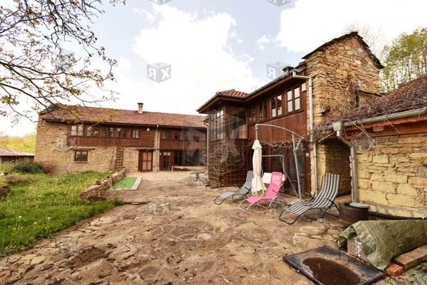 Image No.45-Maison de 4 chambres à vendre à Gostilitsa