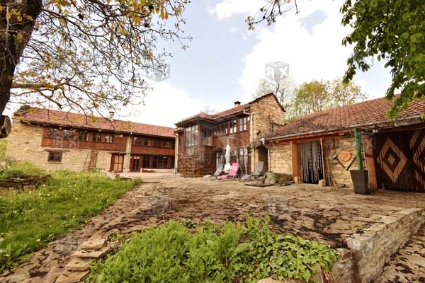 Image No.46-Maison de 4 chambres à vendre à Gostilitsa