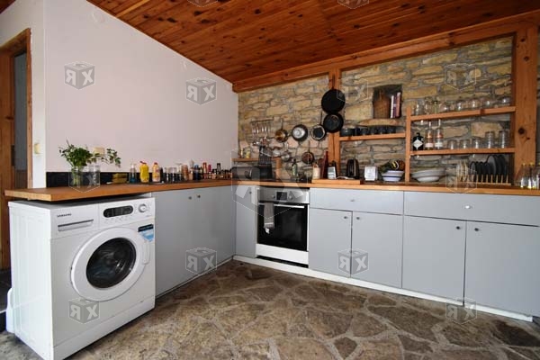 Image No.5-Maison de 4 chambres à vendre à Gostilitsa