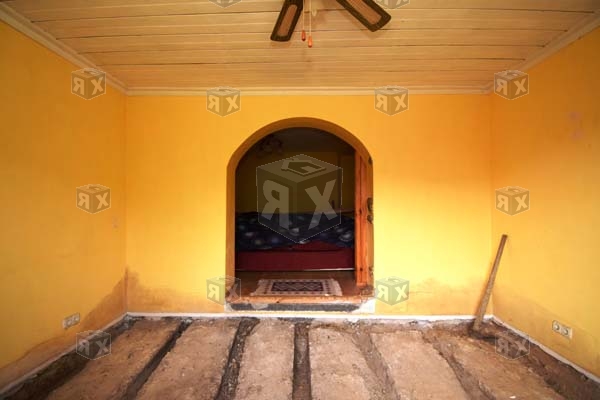 Image No.10-4 Bed House for sale