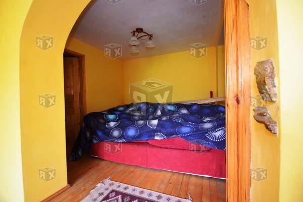 Image No.12-4 Bed House for sale