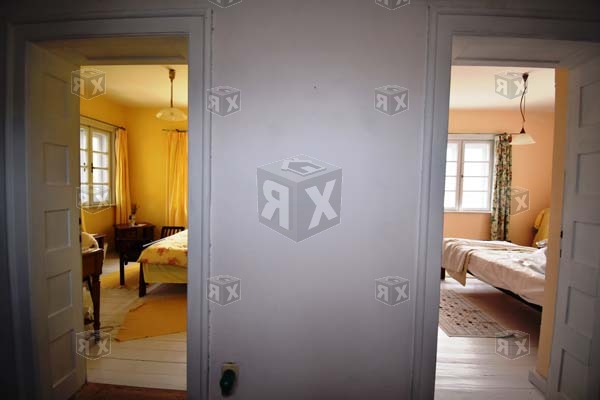 Image No.16-4 Bed House for sale