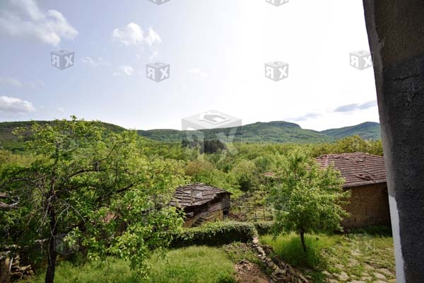 Image No.22-4 Bed House for sale