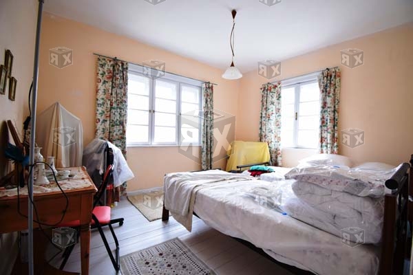 Image No.23-4 Bed House for sale