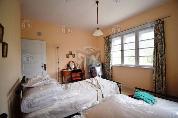 Image No.24-4 Bed House for sale